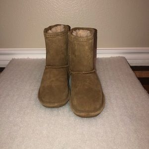 BRAND NEW Kids Bearpaw Boots - Size 13